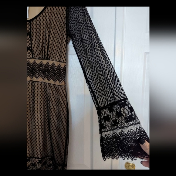 New Max Studio Black Lace Dress - Picture 4 of 6